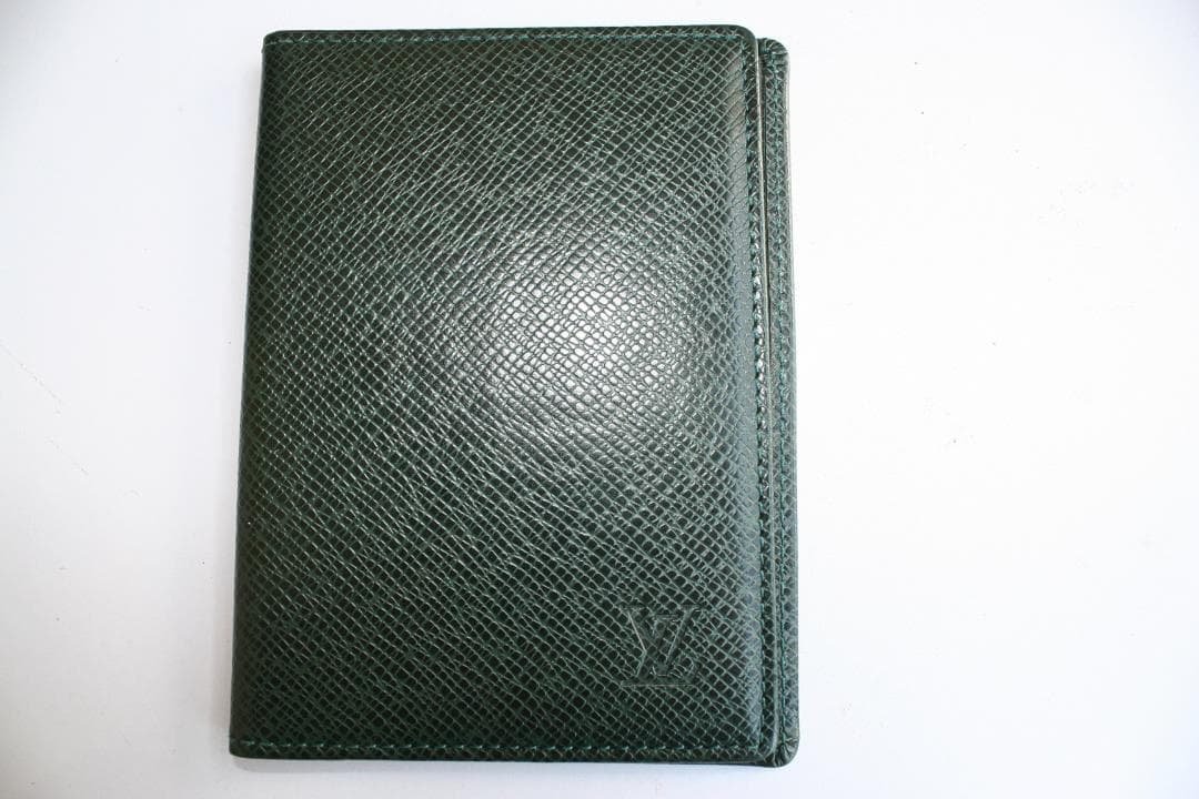 ルイヴィトン 　エピ　【名刺・オーガナイザー入れ】